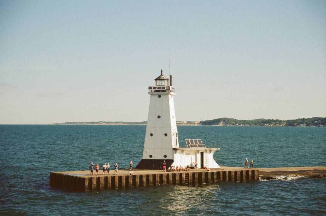 hu-chen-pwuzRFG4Dm4-unsplash.jpg